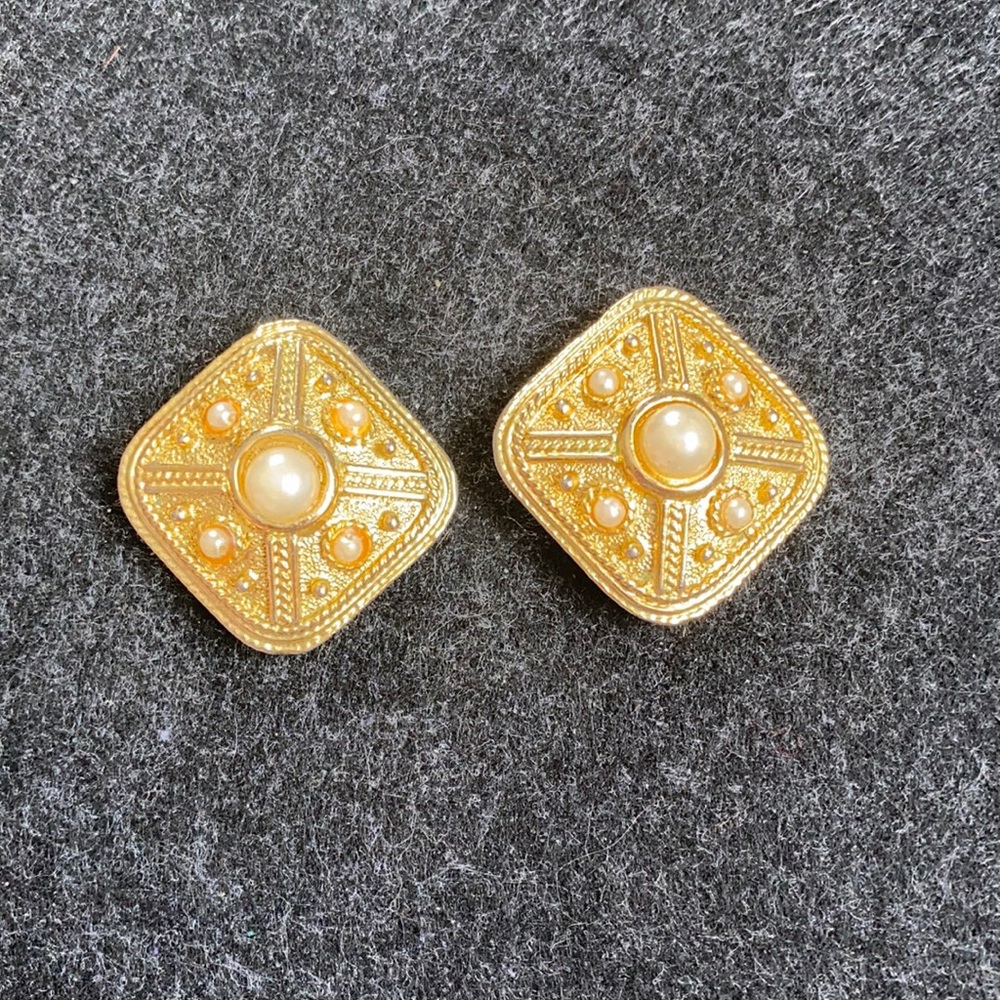 Vintage Etruscan style earrings